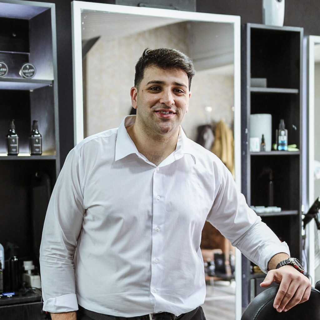 Steve Scott - Galano Barbería